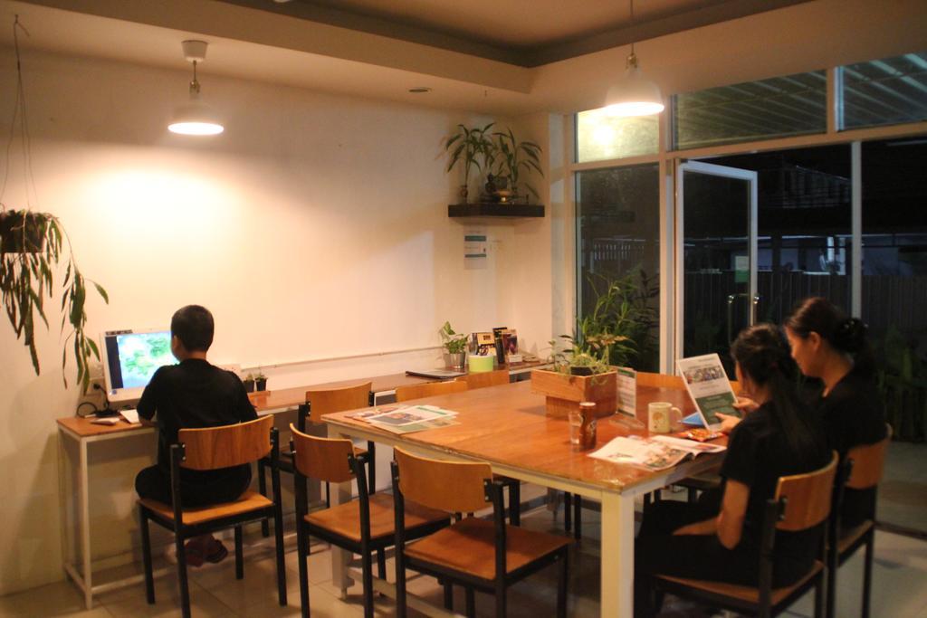 ザ リーフ サービス アパートメント チエンマイ エクステリア 写真